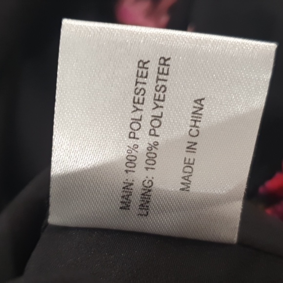 Neon Blonde Size S (approx 10) Black Crop Top - Picture 7 of 7